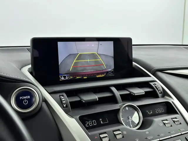 Lexus NX view 7