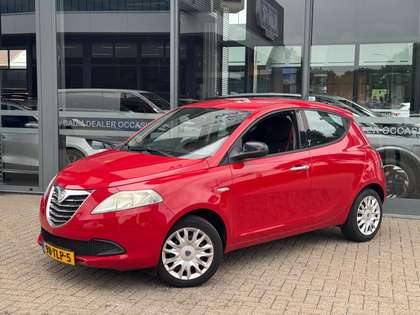 Lancia Ypsilon 1.2 Black & Red Airco Lmv 1ste Eigenaar