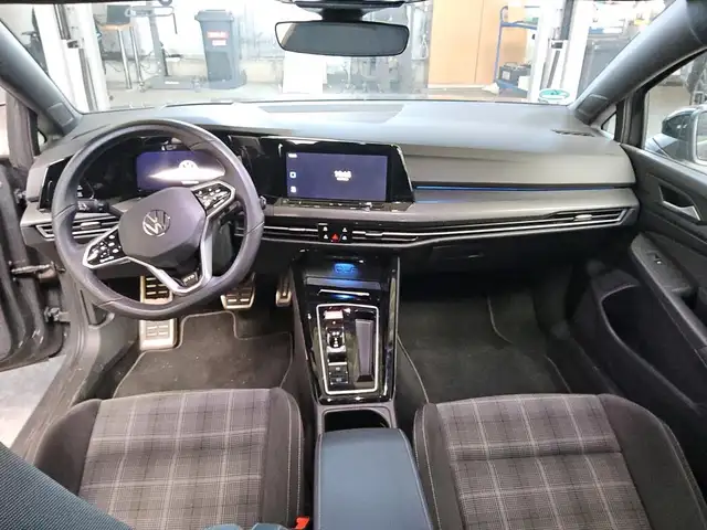 Volkswagen Golf view 8