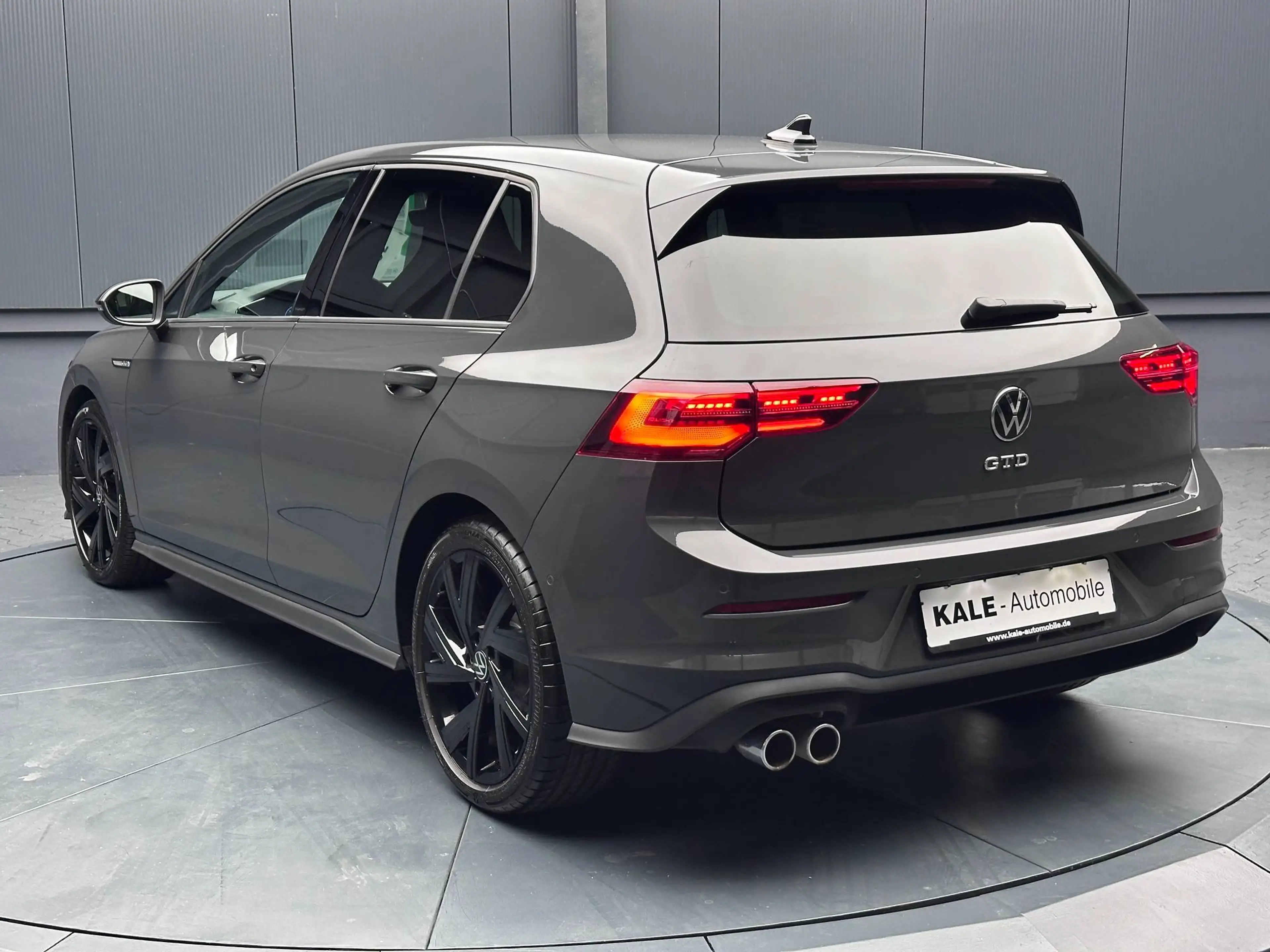 Volkswagen Golf GTD Black Style*Standhzg*HuD*DCC*KAMERA*.Matirx-IQ.Light* — photo 3