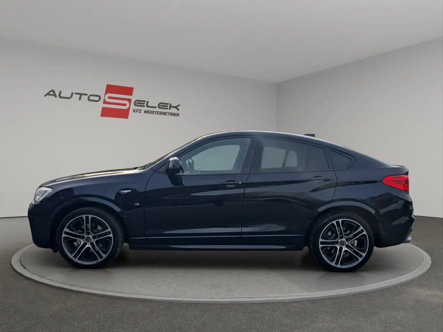 BMW X4 xDrive 30 d M Sport Paket+Leder+Navi+Kamera Noir - 2