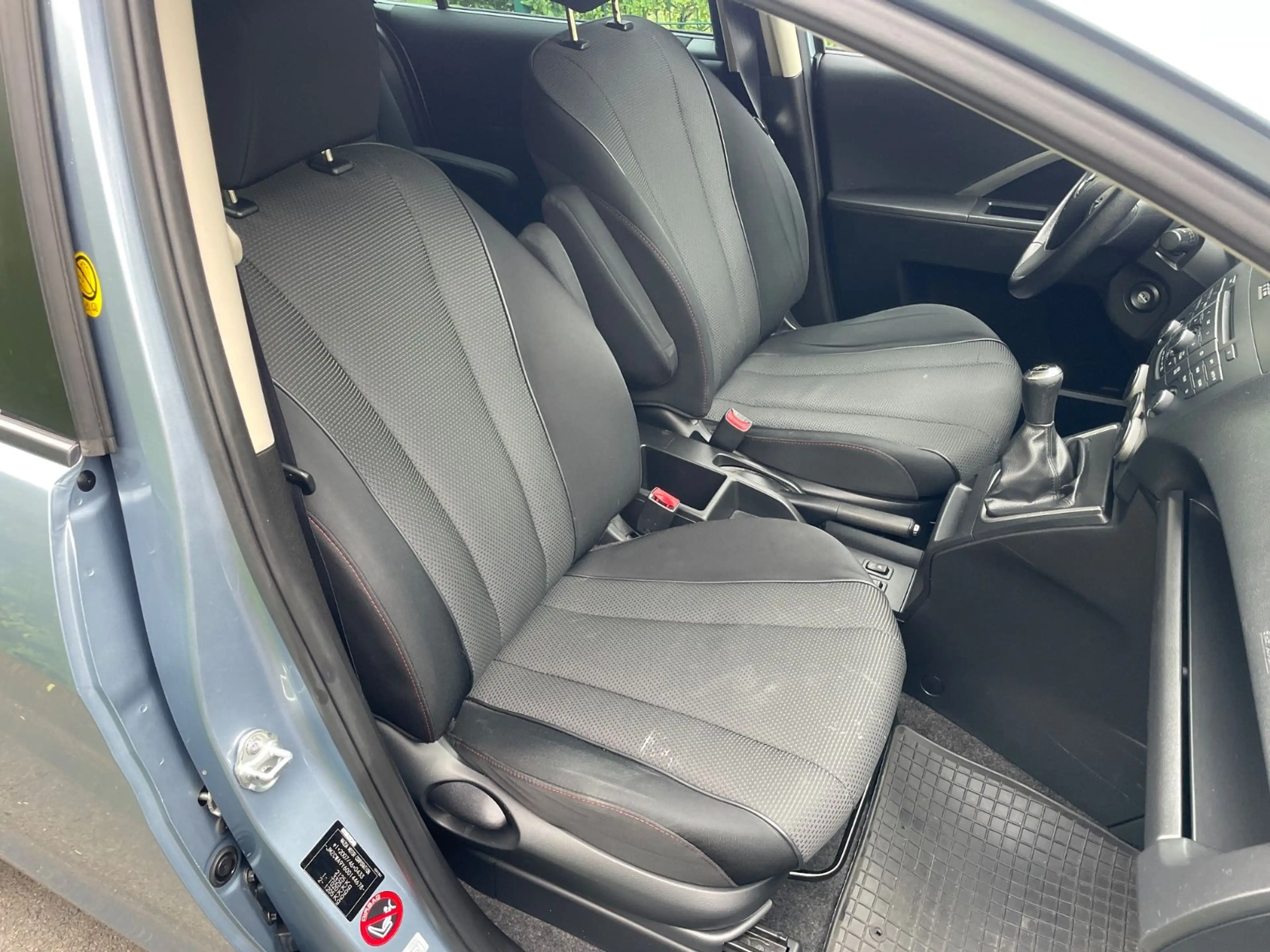 Mazda 5 Kenko *7-Sitzer* — photo 4