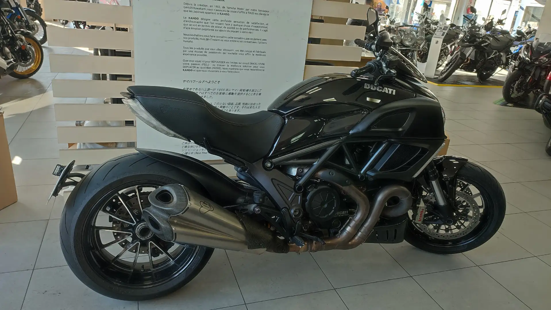 Ducati Diavel Negro - 2