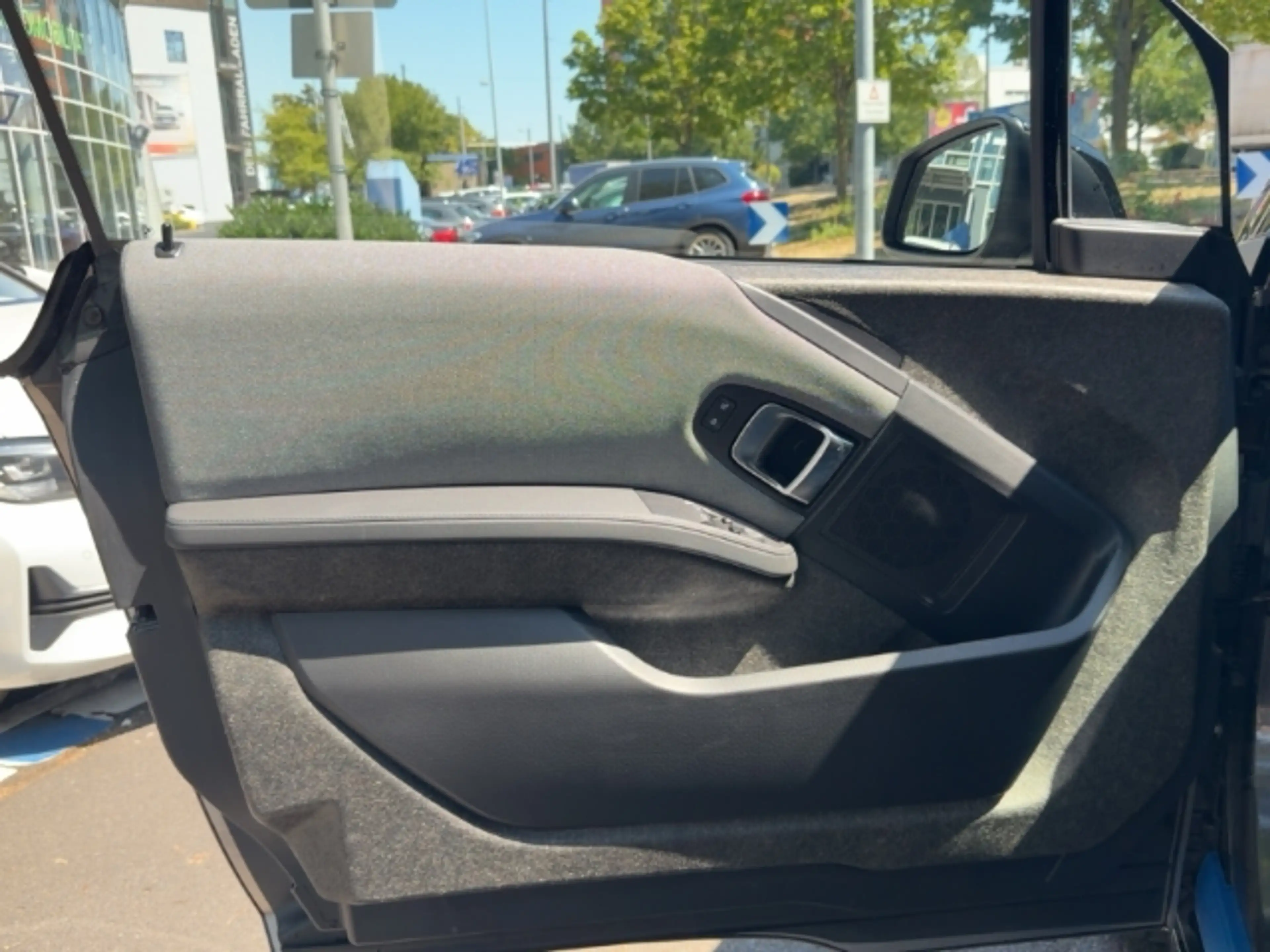 BMW i3 S 120Ah Navi LED Blendfreies Fernl. Dyn. Kurvenlic — photo 13