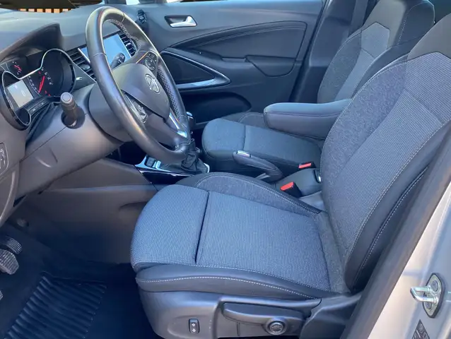 Opel Crossland view 11