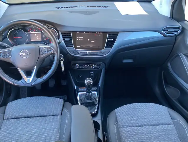Opel Crossland view 13