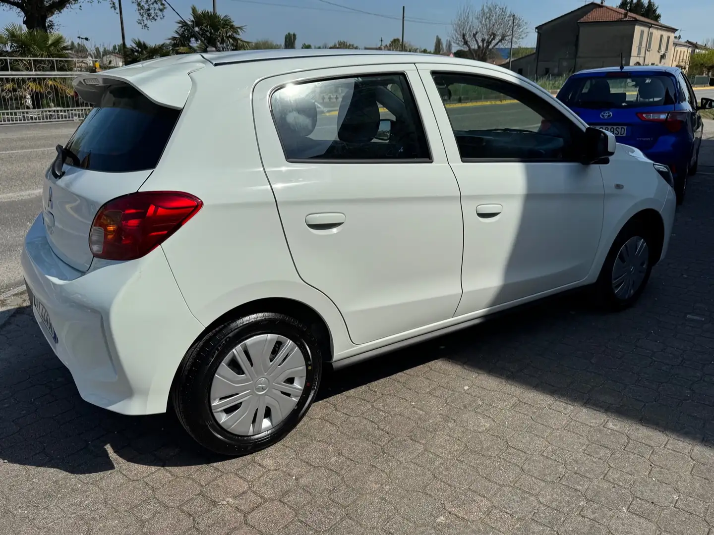 Mitsubishi Space Star 1.2 Invite Bianco - 2