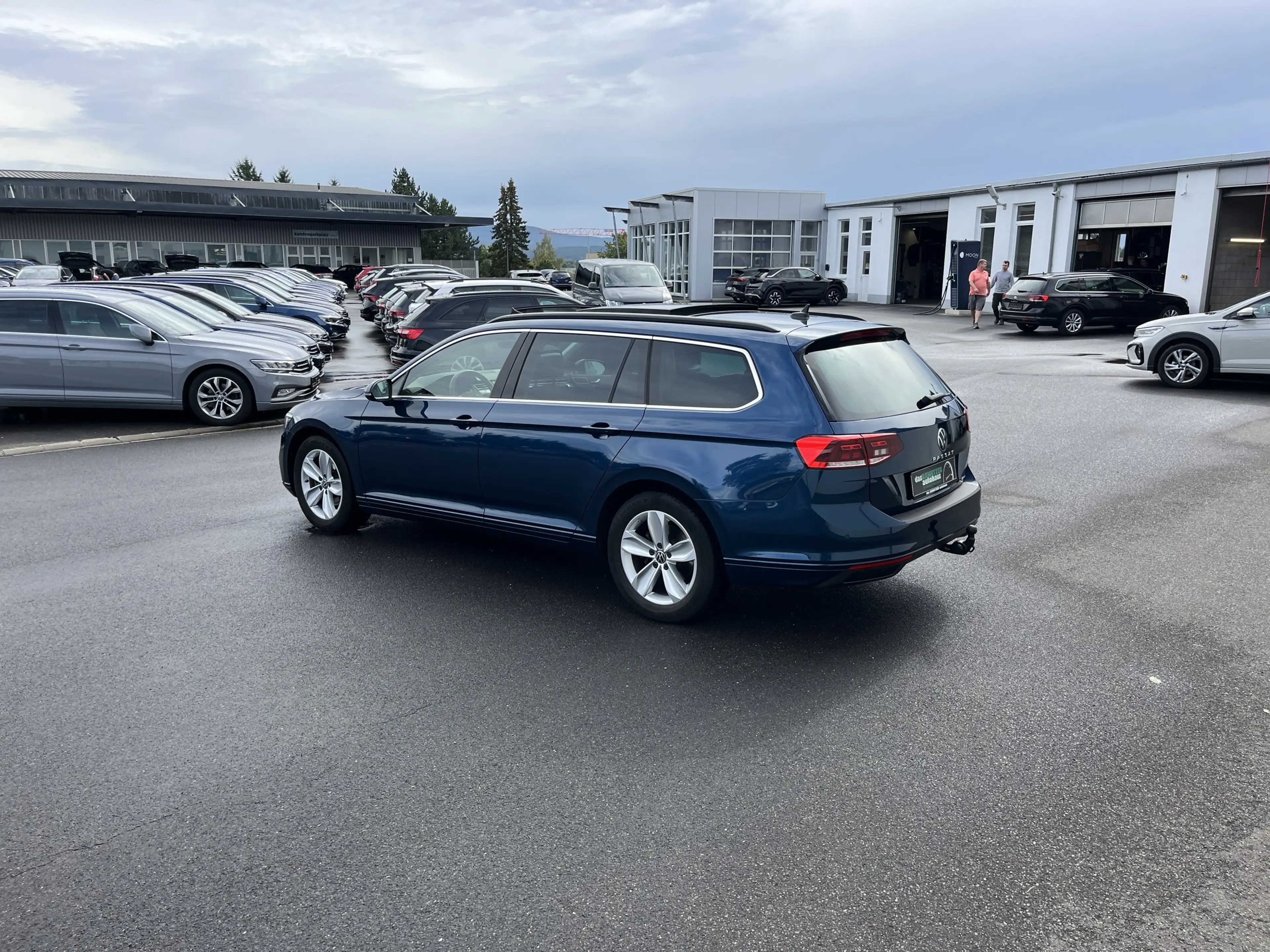 Volkswagen Passat Variant 2.0 TDI DSG 4Mo Business 1,99% Fin. AHK STHZ PANO — photo 11