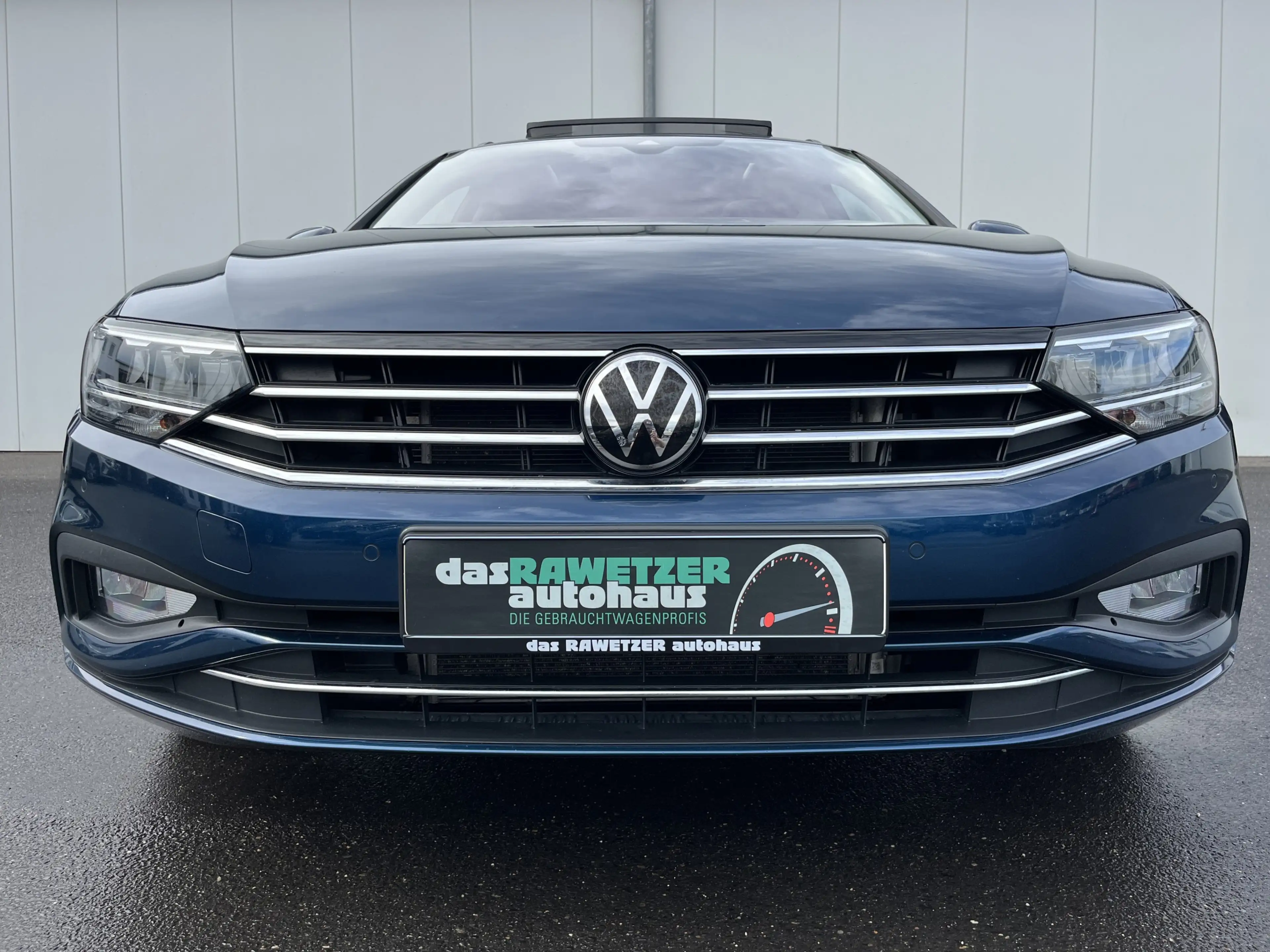 Volkswagen Passat Variant 2.0 TDI DSG 4Mo Business 1,99% Fin. AHK STHZ PANO — photo 4