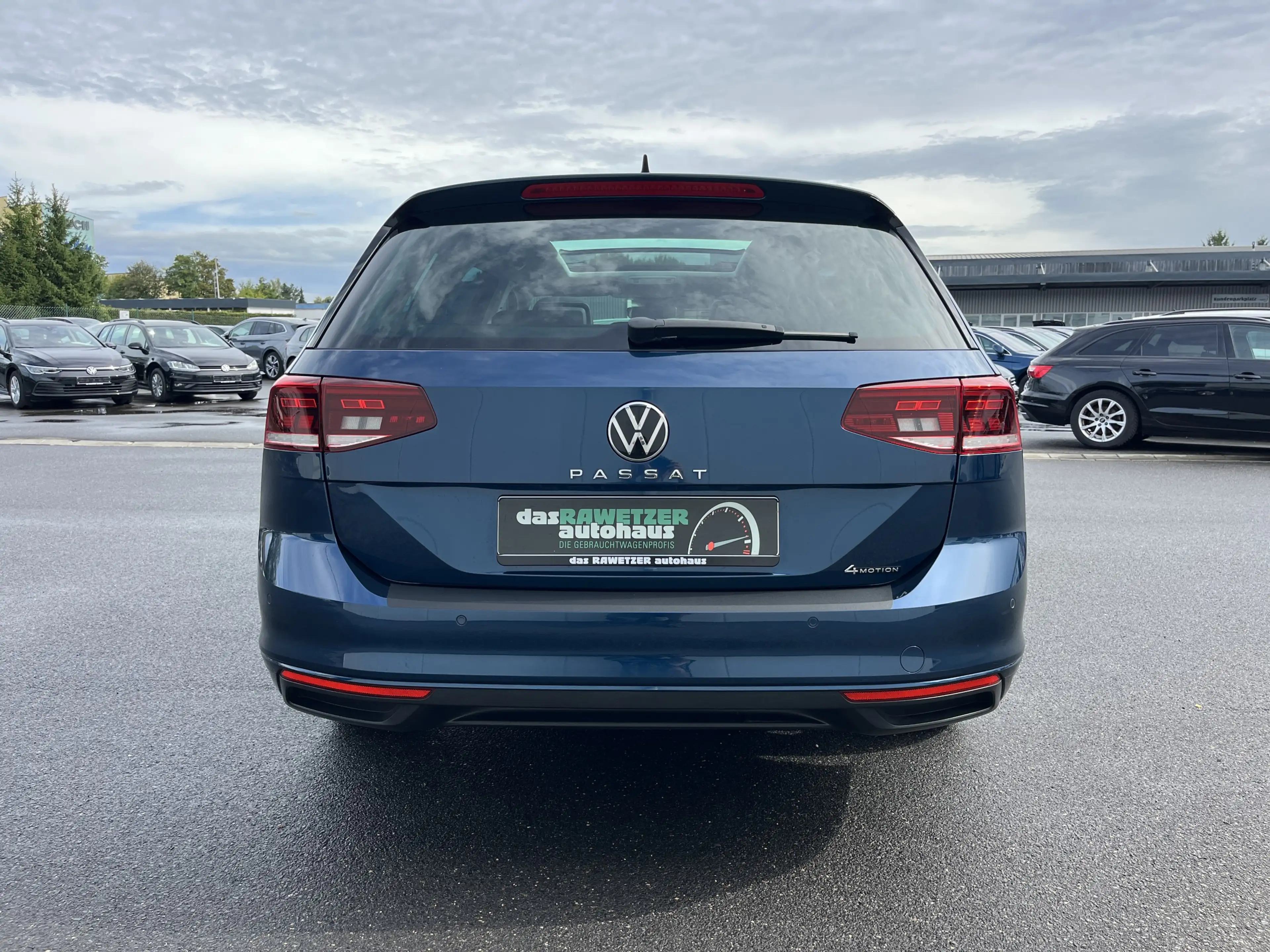 Volkswagen Passat Variant 2.0 TDI DSG 4Mo Business 1,99% Fin. AHK STHZ PANO — photo 9