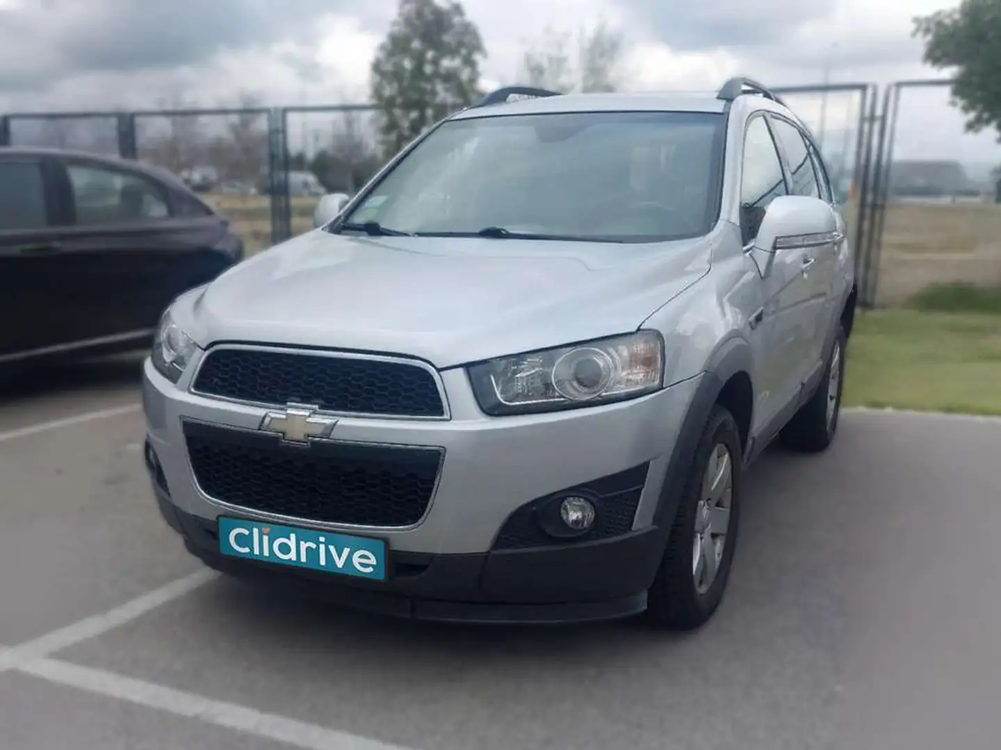 Chevrolet Captiva 2.2VCDI LT FWD Gris - 2