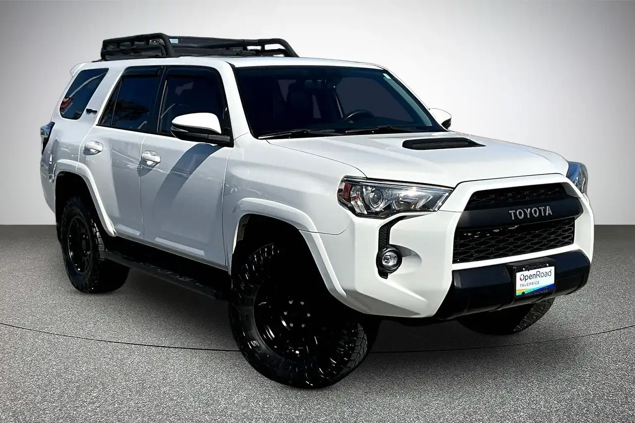 Toyota 4-Runner снимка Toyota 4-Runner