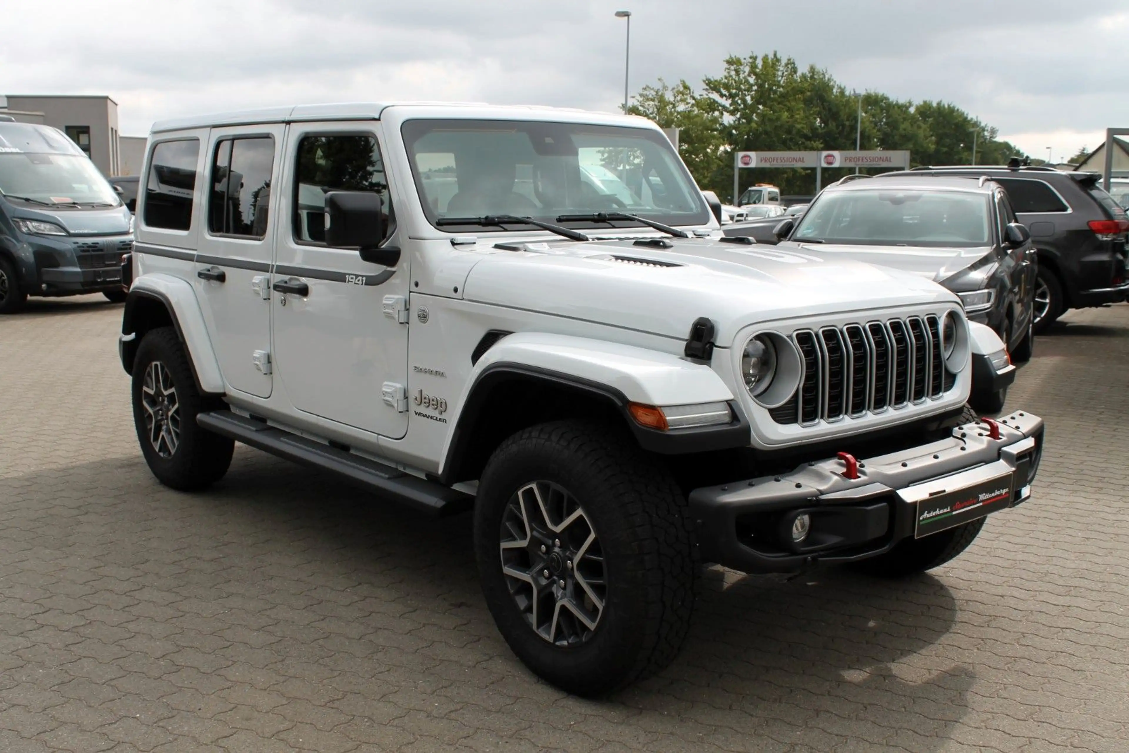 Jeep Wrangler Unlimited Sahara ACC,LED,Alpine,AHK,4X4 — photo 2