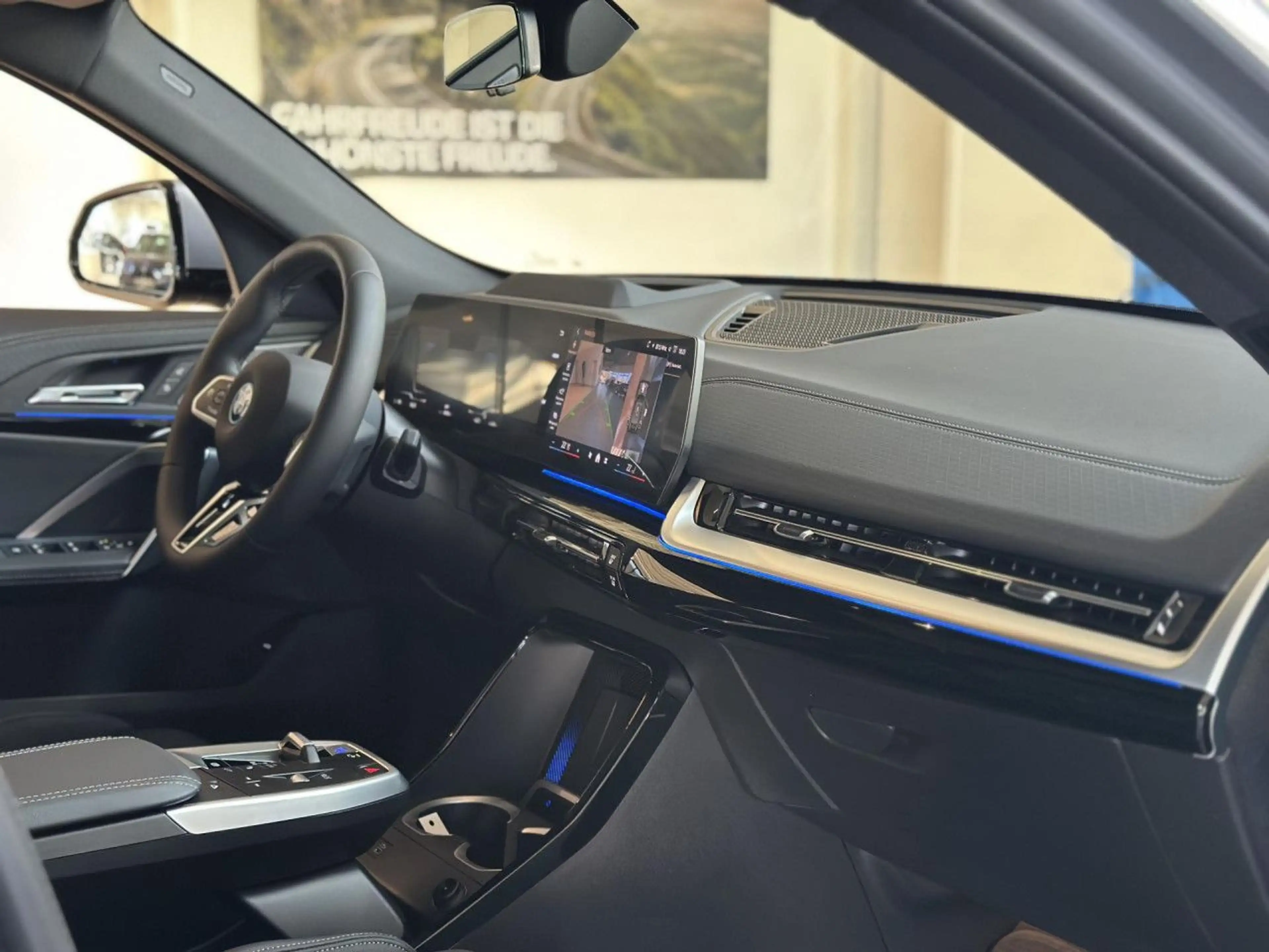 BMW iX2 x30 M Sport Pro AHK HUD Ha/Ka PanoD. SurView. — photo 9