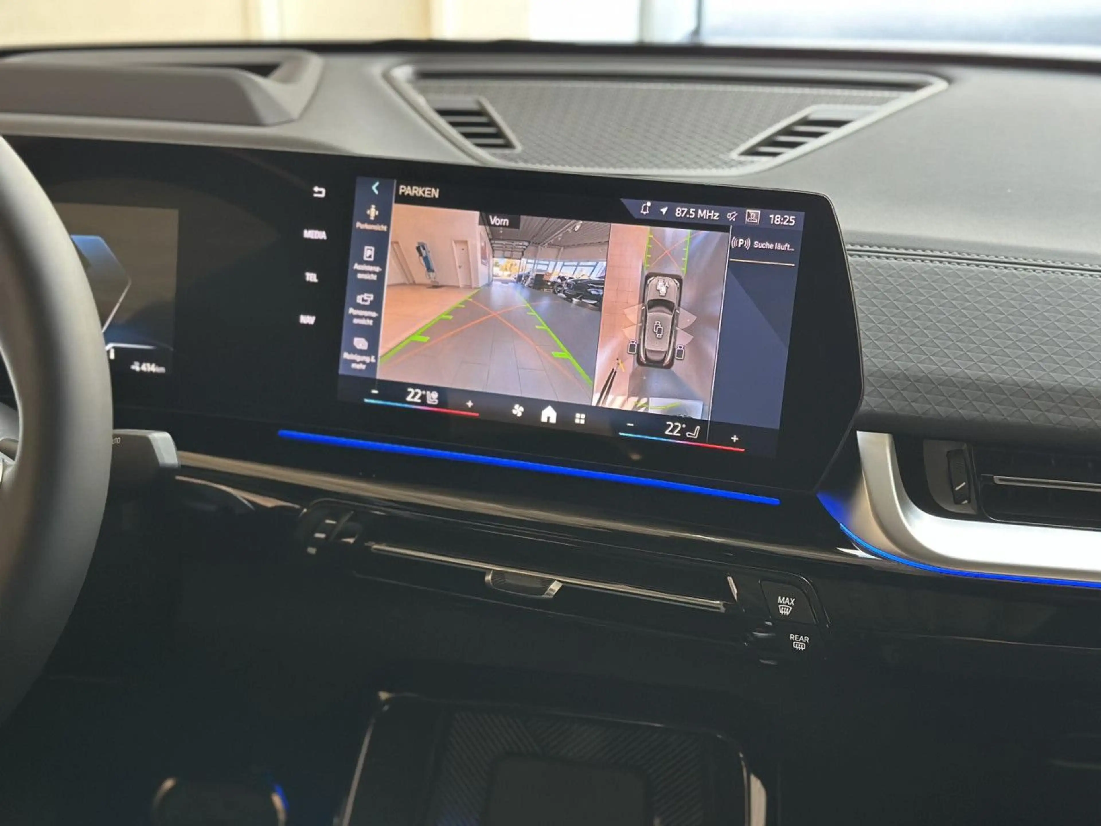 BMW iX2 x30 M Sport Pro AHK HUD Ha/Ka PanoD. SurView. — photo 13