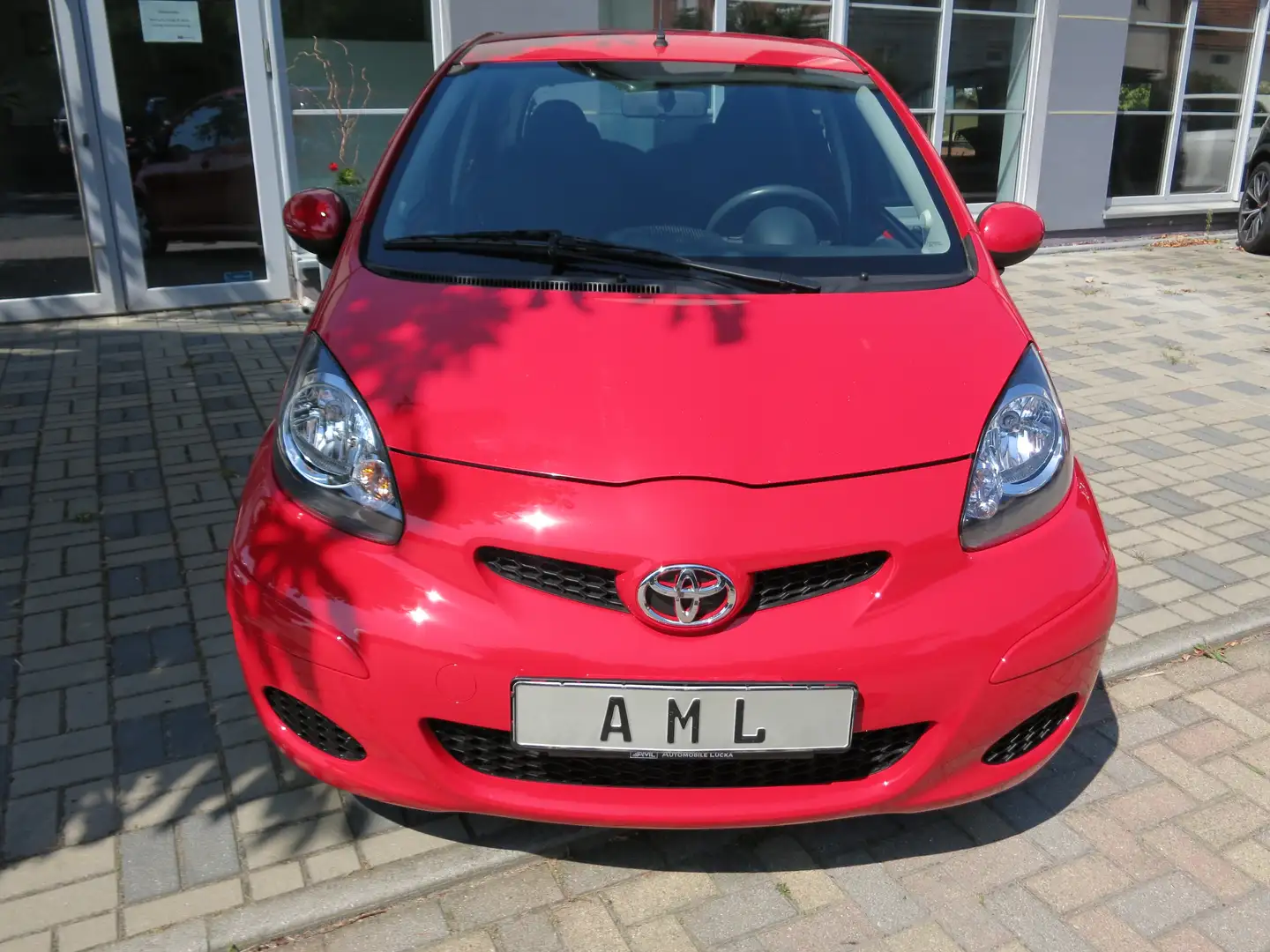 Toyota Aygo Basis KLIMA TÜV+AU NEU! Rot - 2