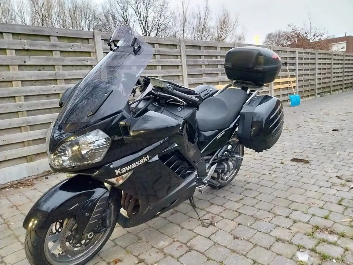 Kawasaki GTR 1400 Czarny - 1