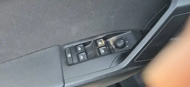 SEAT Arona view 15