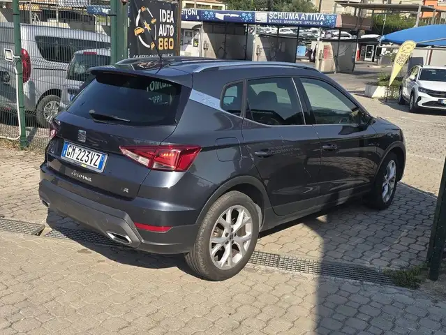 SEAT Arona view 4