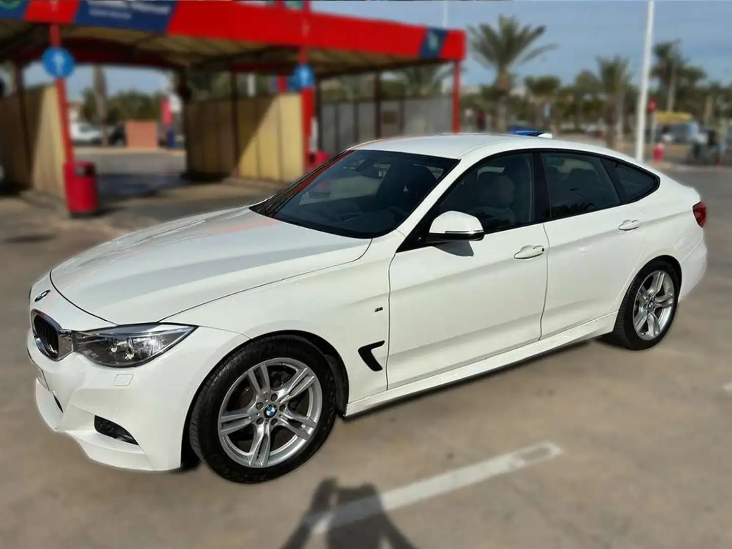 BMW 318 318dA Gran Turismo Blanco - 2