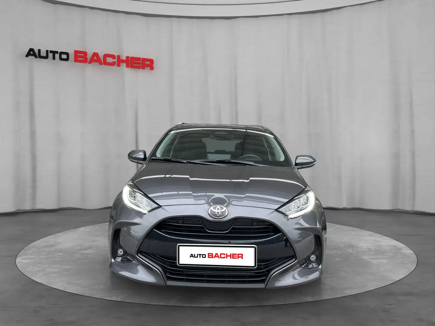 Toyota Yaris 1,5 l Hybrid Active Drive Schwarz - 2