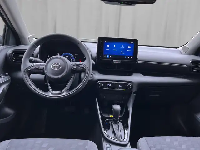 Toyota Yaris view 8