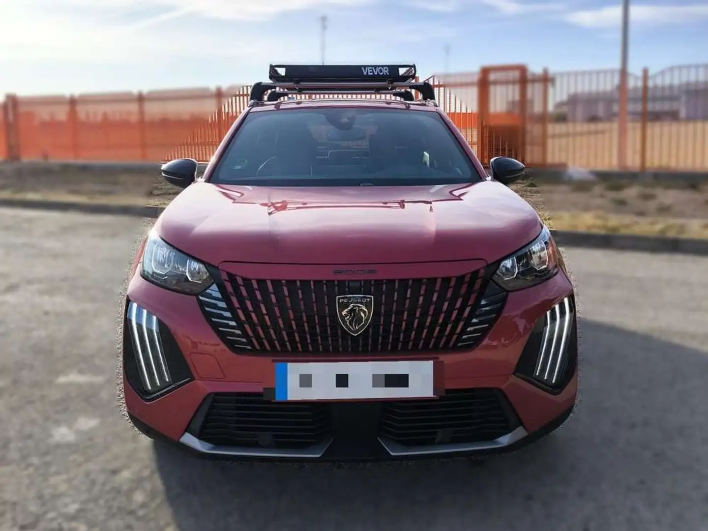Peugeot 2008 1.2 PureTech S&S Allure 100 Rojo - 2