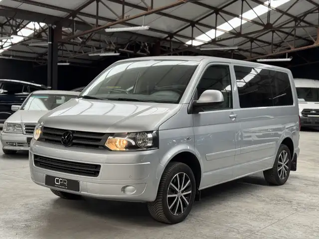 Volkswagen T5 Caravelle 2.0 D * DSG * 5 PL * CLIM * RADAR AV/AR * ATT REM