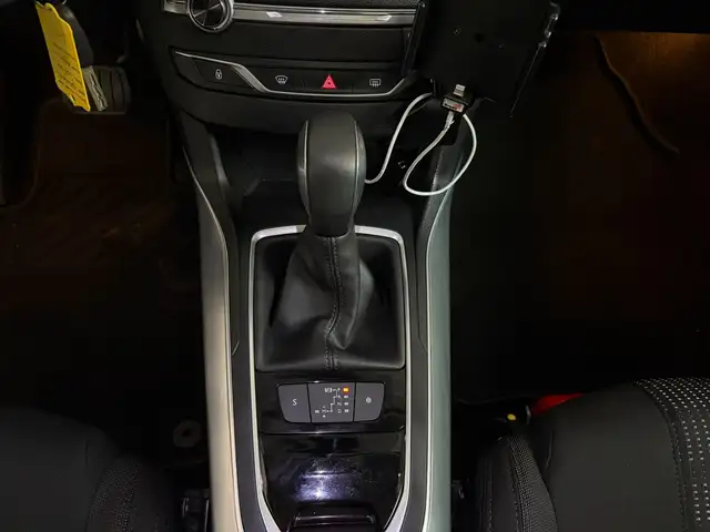 Peugeot 308 SW view 16