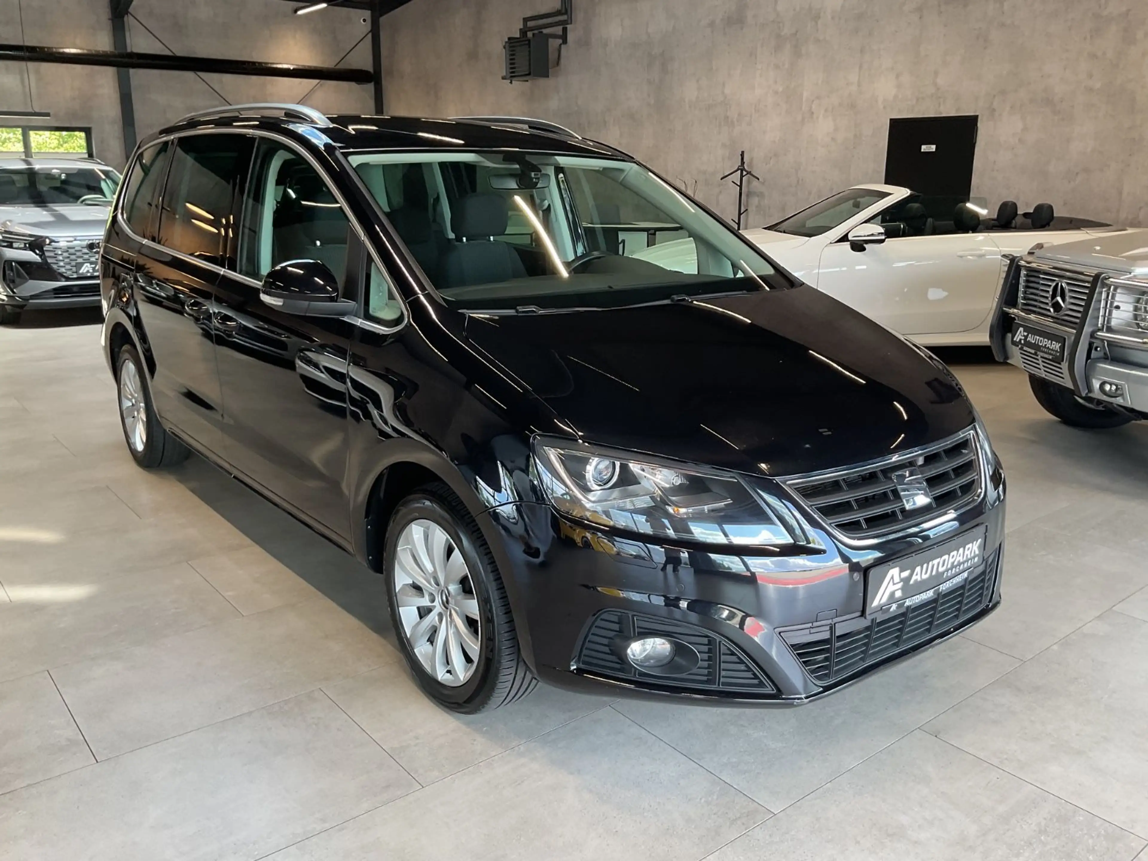 SEAT Alhambra 2.0 TDI Style AHK Navi Xenon 7-Sitzer — photo 2