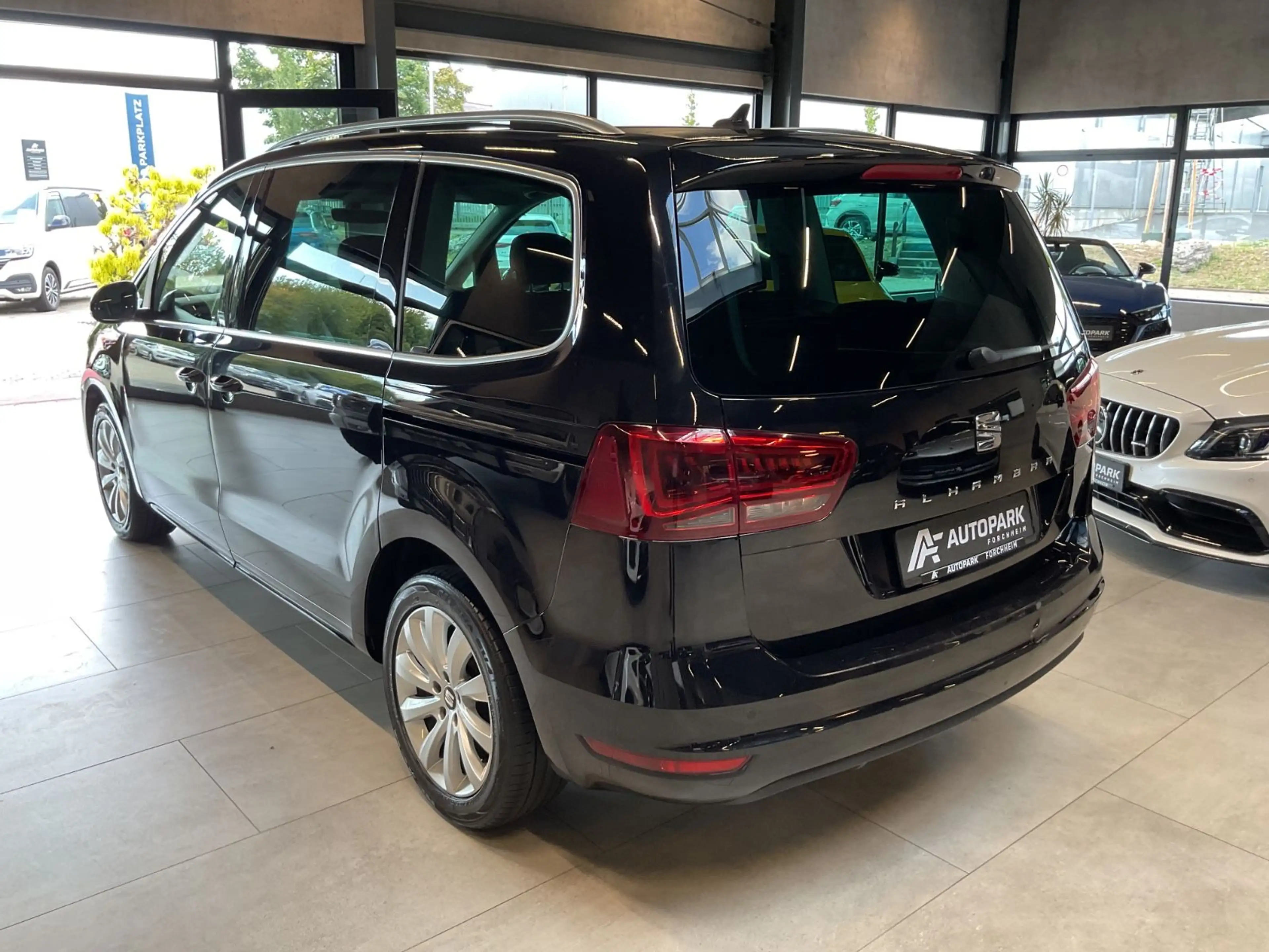 SEAT Alhambra 2.0 TDI Style AHK Navi Xenon 7-Sitzer — photo 6