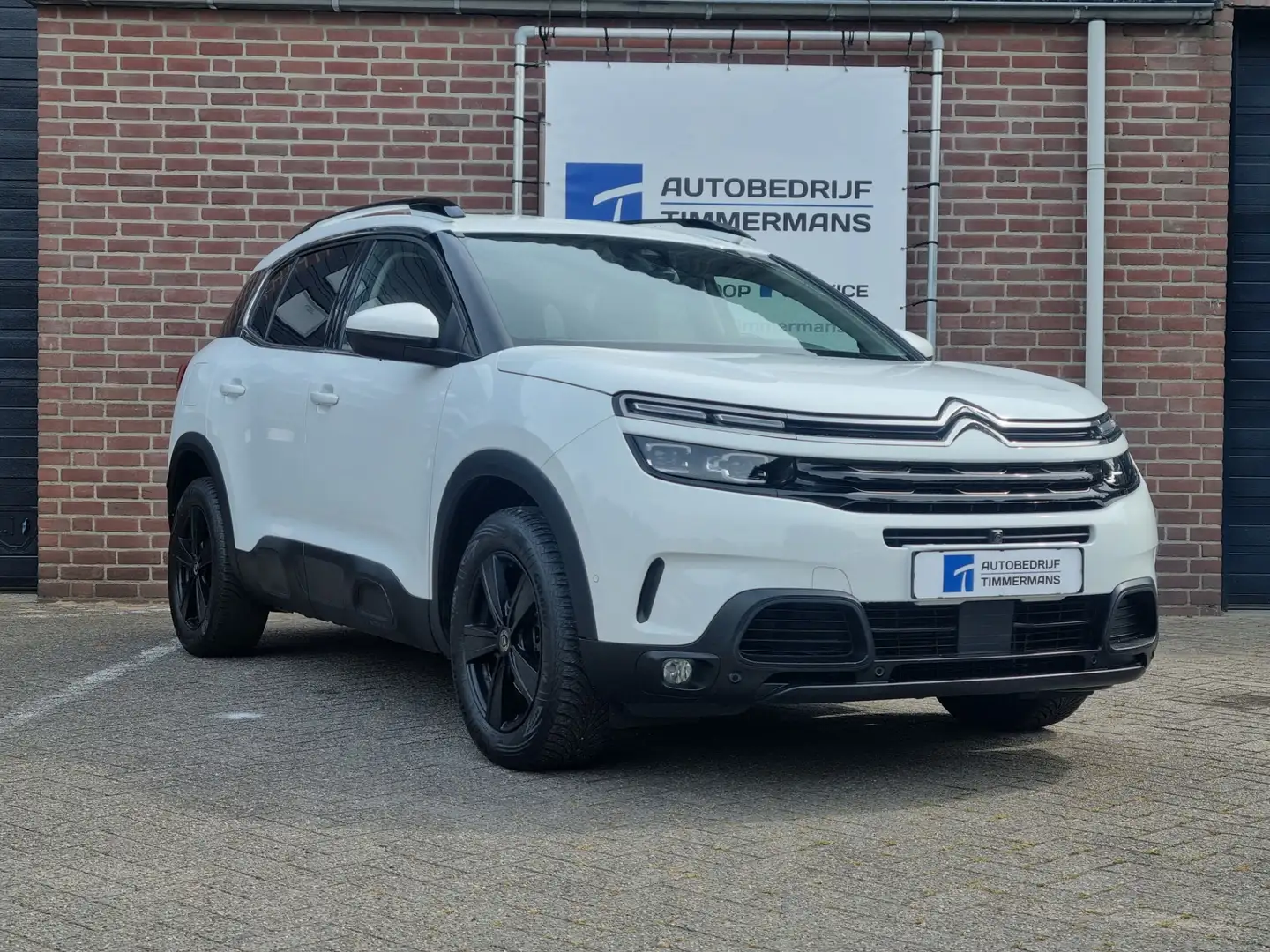 Citroen C5 Aircross 1.6 PureTech Shine Automaat Wit - 2
