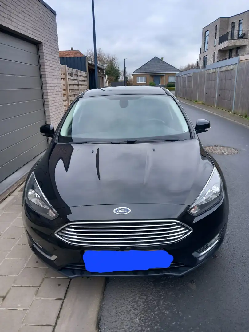 Ford Focus Focus 1.6 TDCi DPF Start-Stopp-System Titanium Noir - 2