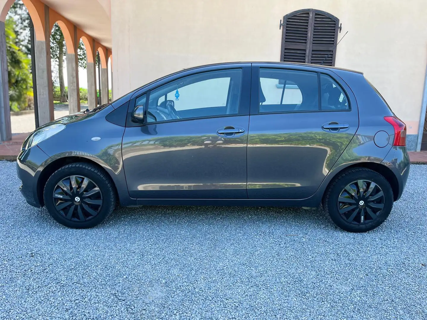 Toyota Yaris 5p 1.0 - 1