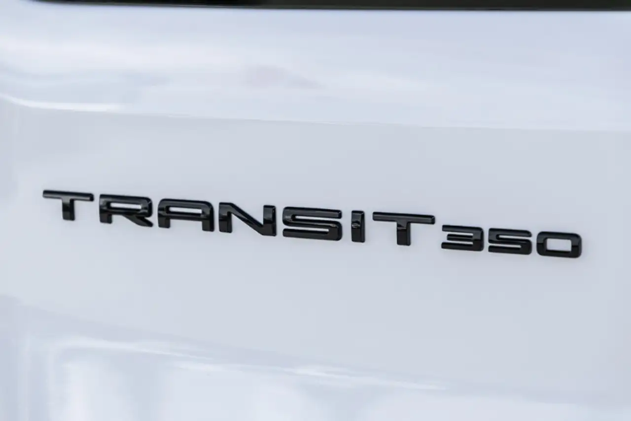 Ford Transit Passenger Wagon photo Ford Transit Passenger Wagon