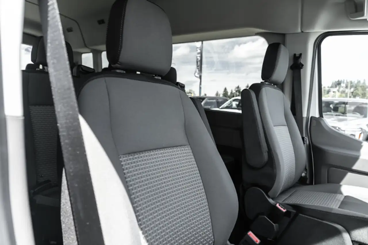 Ford Transit Passenger Wagon photo Ford Transit Passenger Wagon