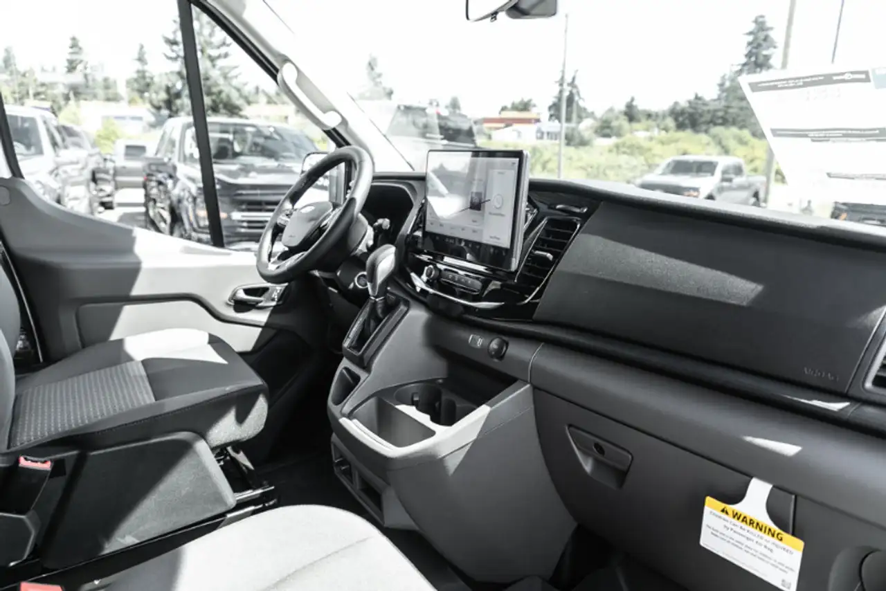 Ford Transit Passenger Wagon photo Ford Transit Passenger Wagon