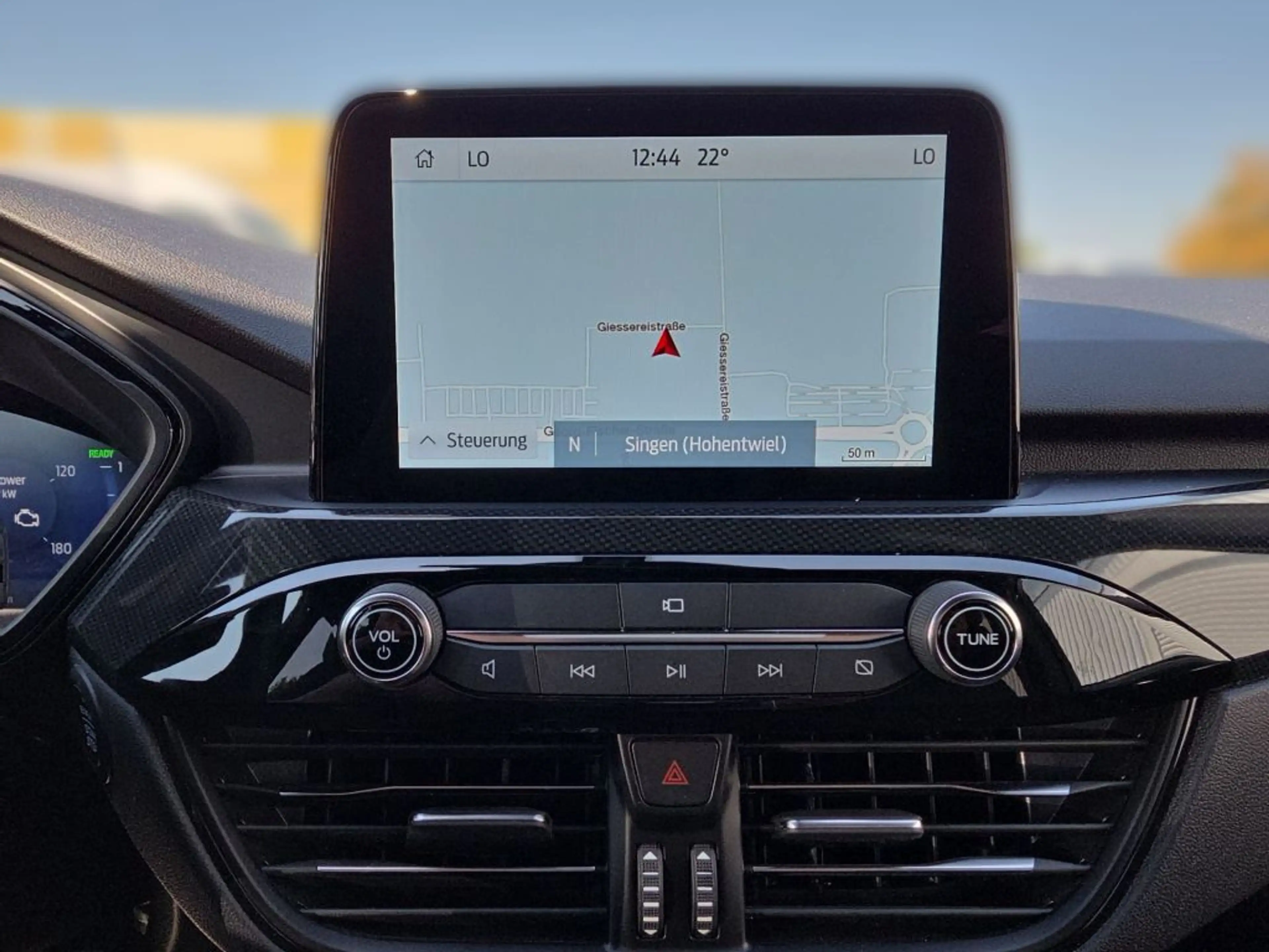 Ford Kuga 2.5 Duratec PHEV ST-LINE X — photo 13