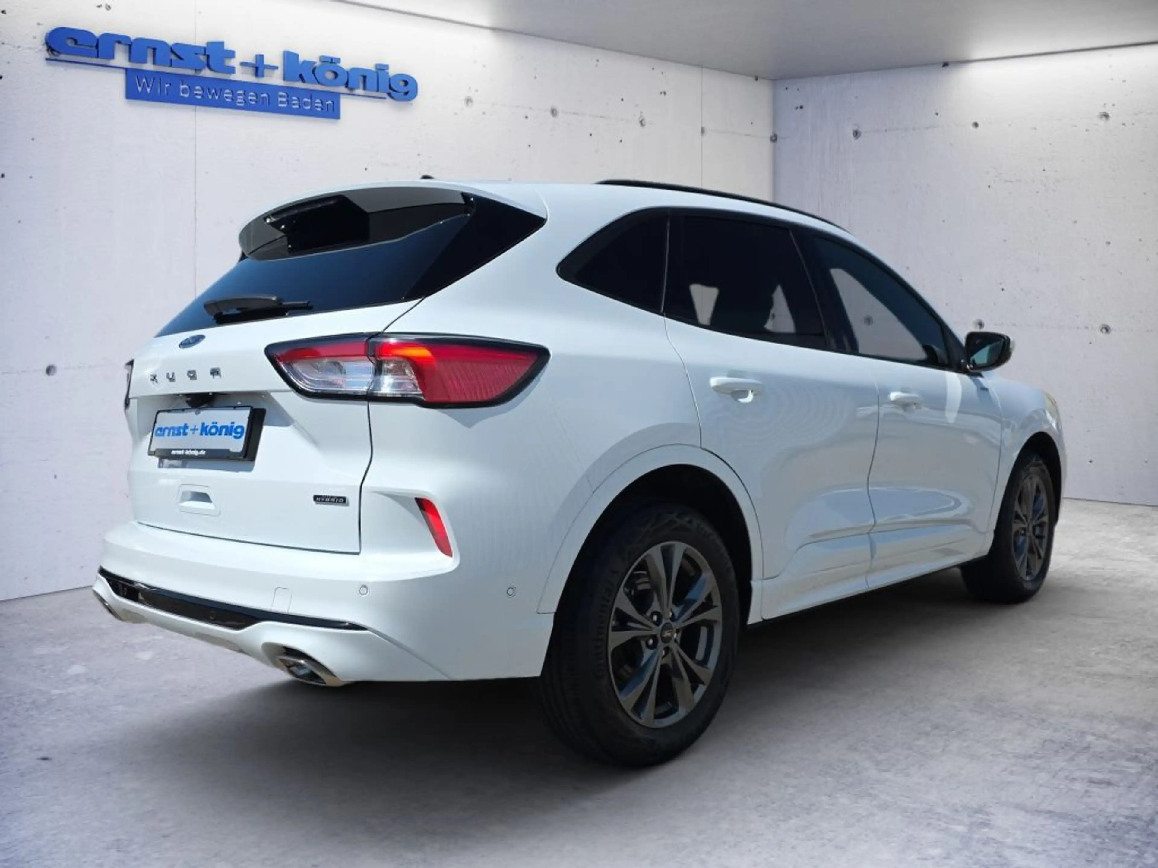Ford Kuga 2.5 Duratec PHEV ST-LINE X — photo 3