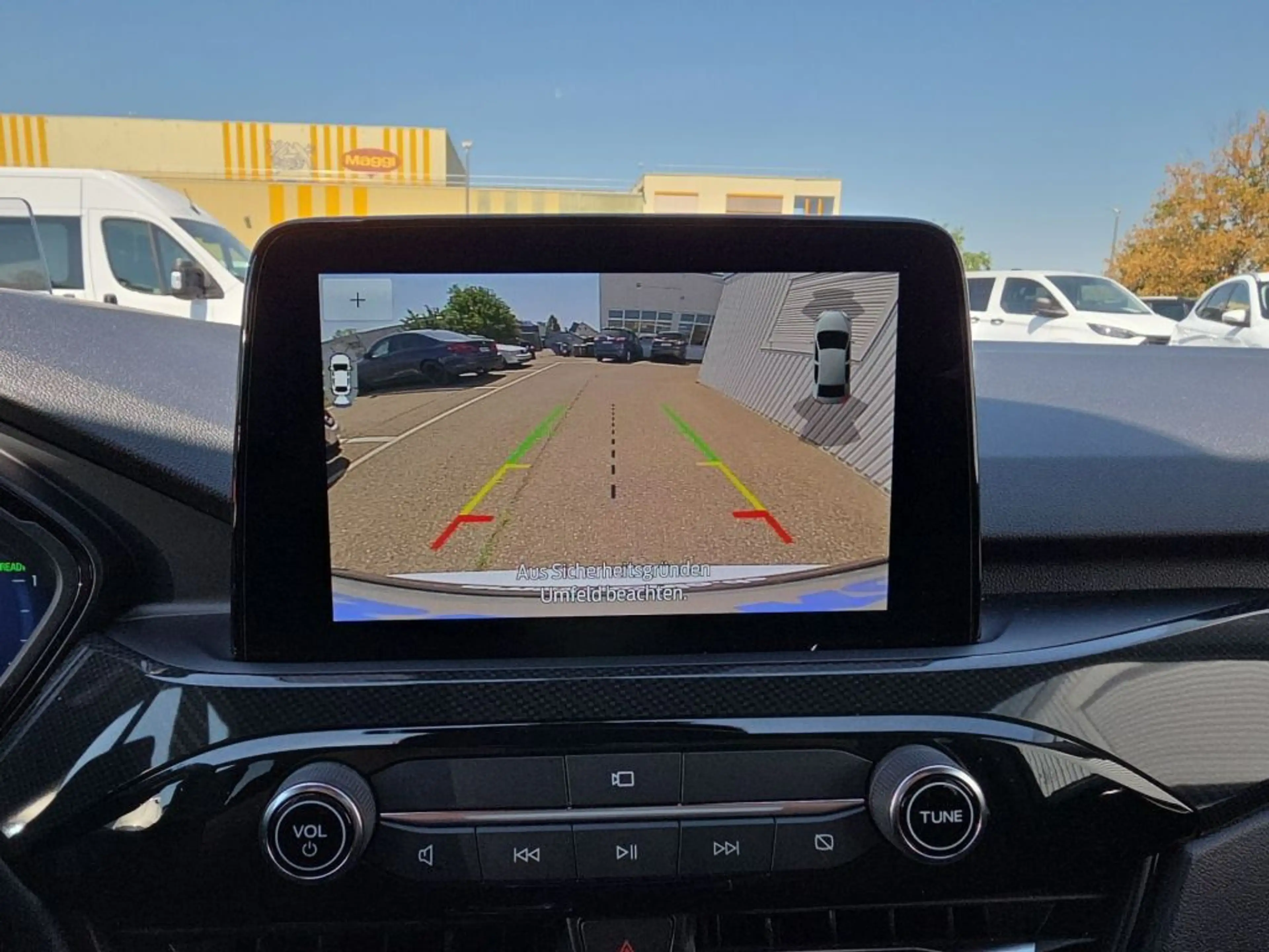 Ford Kuga 2.5 Duratec PHEV ST-LINE X — photo 12