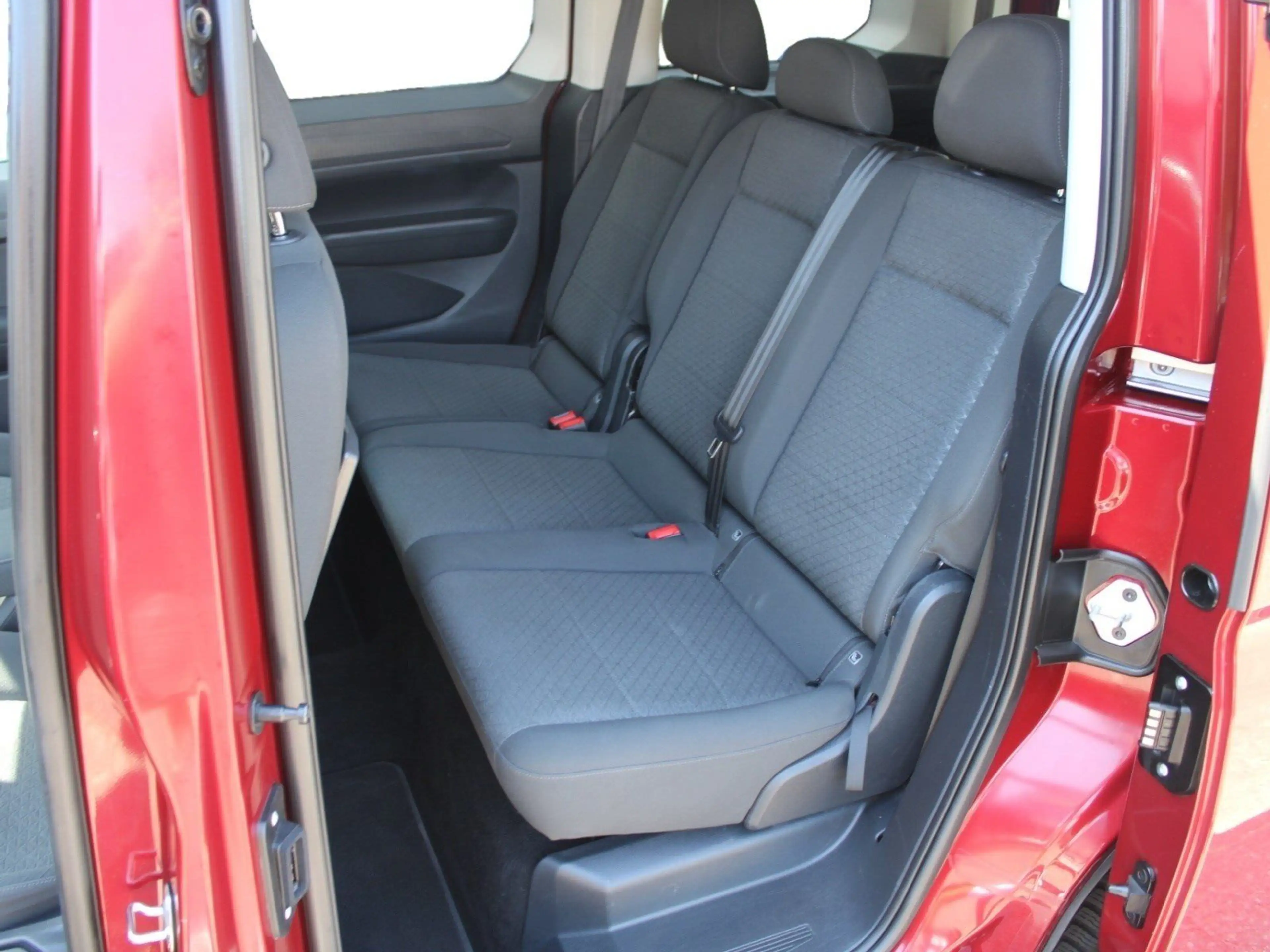 Ford Tourneo Connect Titanium - 7 Sitze — photo 17