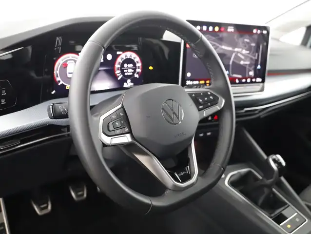 Volkswagen Golf view 11