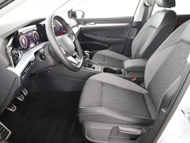 Volkswagen Golf view 8