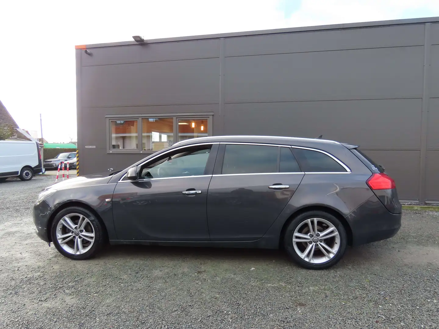 Opel Insignia Sports Tourer 2.0 CDTi Cosmo DPF Gris - 2