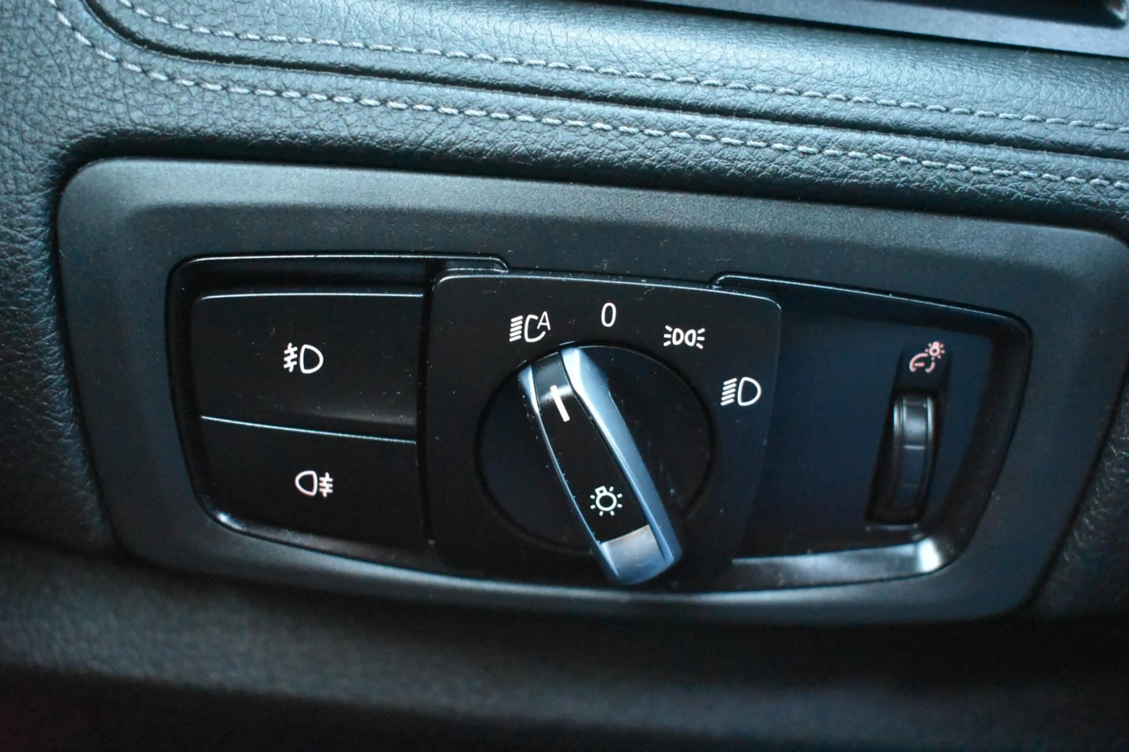 BMW 225 2-serie Active Tourer 225xe M Sport '15 M Pakket P — photo 16