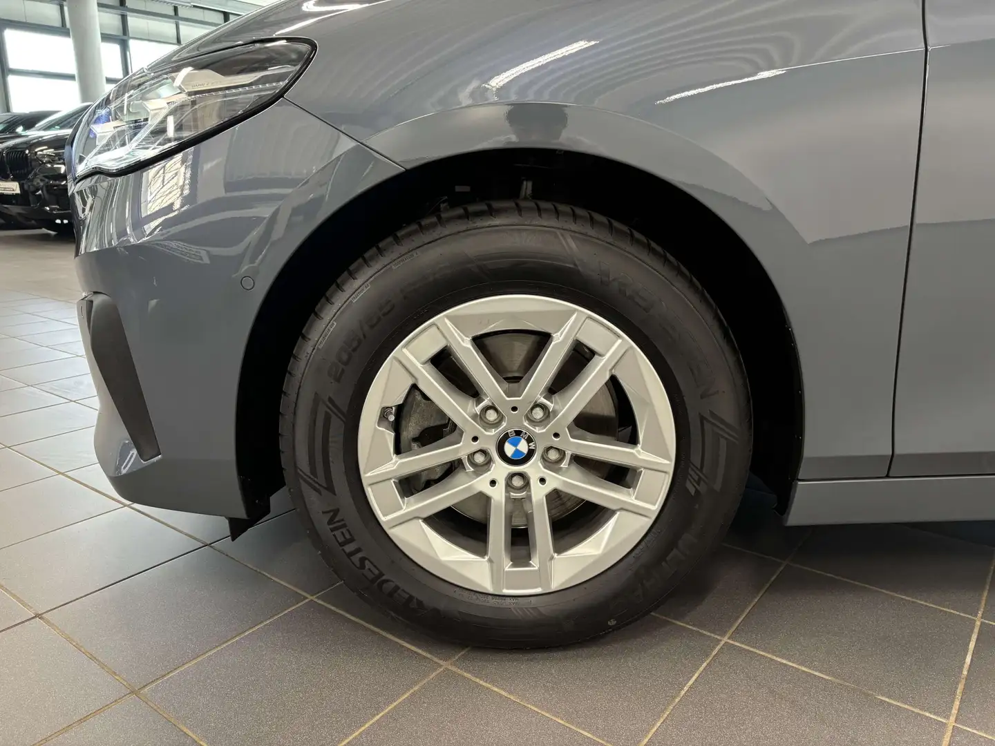 BMW 218 i PANO RFK NAVI LED Sound Syst. PDC V+H DAB Grigio - 2