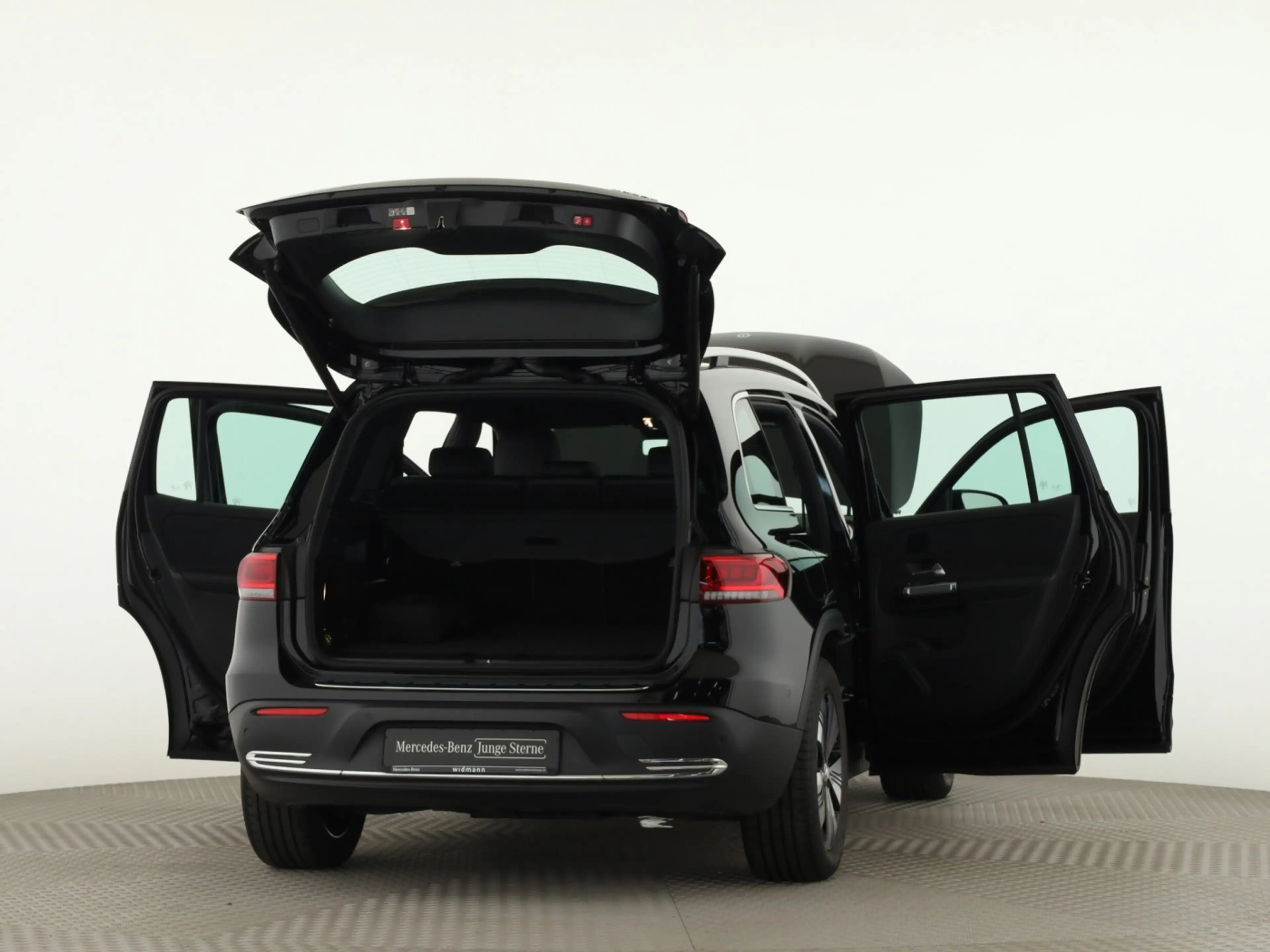 Mercedes-Benz EQB 300 4M Progressive Line Advanced Plus*Kamera — photo 9
