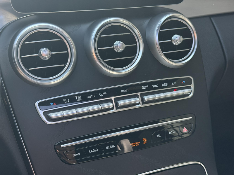 Mercedes-Benz C 180 Estate Business Solution AMG | Panoramadak | Trekh — photo 27