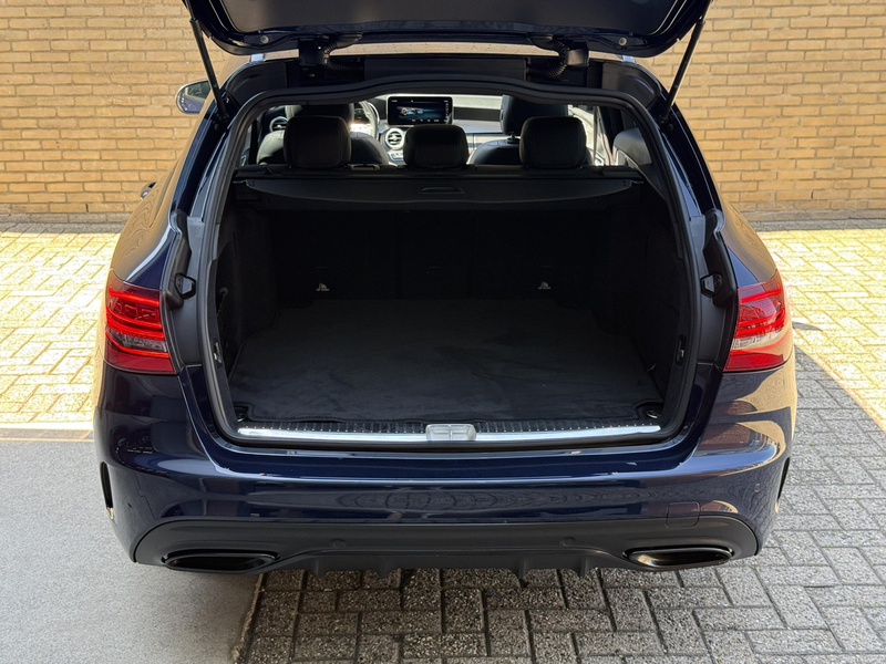Mercedes-Benz C 180 Estate Business Solution AMG | Panoramadak | Trekh — photo 35