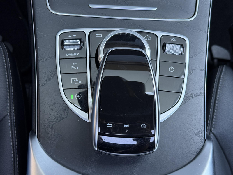 Mercedes-Benz C 180 Estate Business Solution AMG | Panoramadak | Trekh — photo 28
